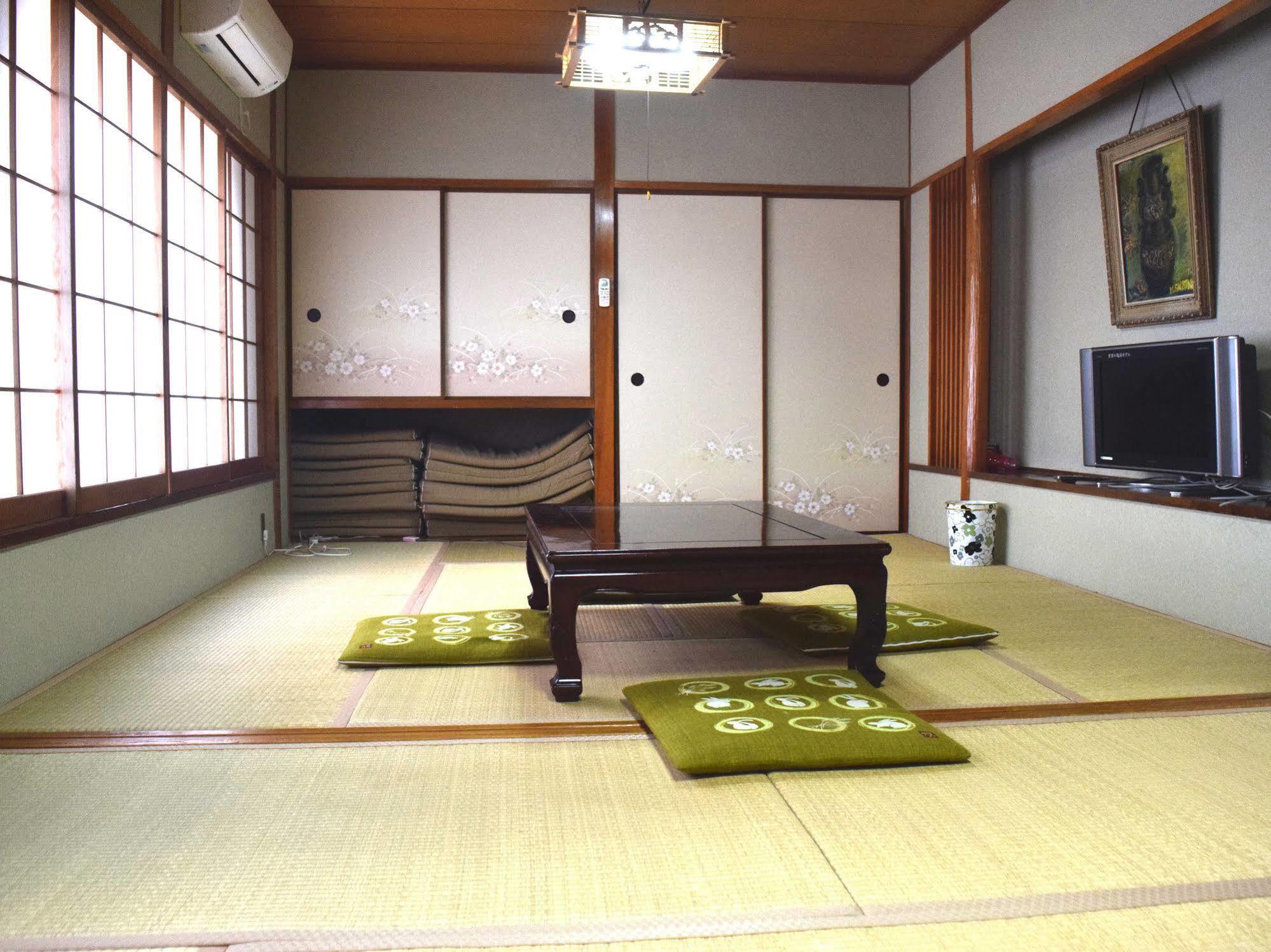 Hotel Yamabe Tenri Exteriér fotografie