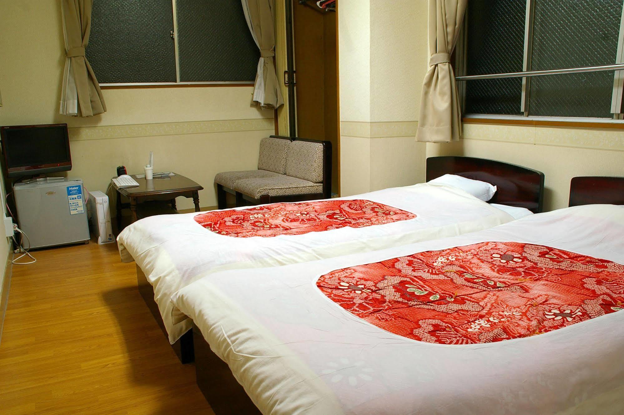 Hotel Yamabe Tenri Exteriér fotografie